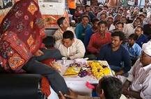 ઢબુડીમા વિરુદ્ધ ચાંદખેડા પોલીસ સ્ટેશનમાં અરજી, સરકારી નોકરી અપાવવાના નામે બે લાખ રૂપિયા પડાવ્યા