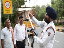 દિલ્હી-NCRમાં ટ્રાન્સપોર્ટર્સની હડતાલ, નોકરીએ જતા લોકો અટવાયા; સ્કૂલોમાં રજા જાહેર કરવામાં આવી