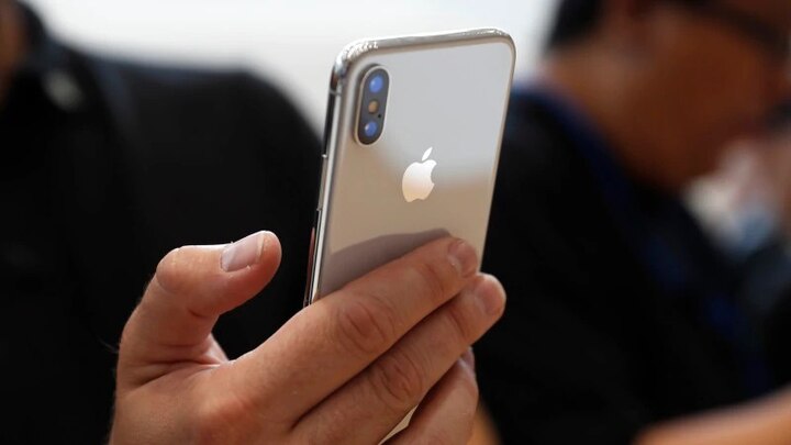 apple launched iphone se 2020 smartphone  Appleએ લૉન્ચ કર્યો સૌથી સસ્તો iPhone, જાણો ફિચર્સ અને કિંમત વિશે...