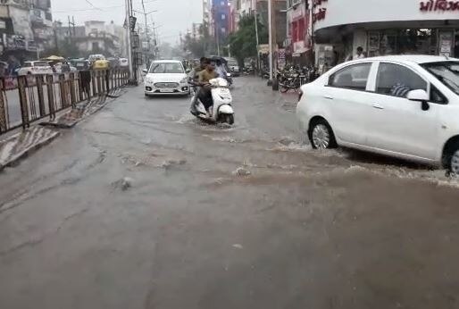 Heavy rain in dahod city દાહોદમાં ધોધમાર વરસાદ, નિચાણવાળા વિસ્તારમાં ભરાયા પાણી