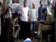 સુરતમાં હીરાની સરણ માંજનાર વ્યક્તિએ ગળાફાંસો ખાઈ કરી આત્મહત્યા, મળી આવી સુસાઈડ નોટ