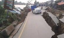 પાકિસ્તાનમાં ભૂકંપથી રોડના થઈ ગયા ટુકડા, આખી ગાડી સમાઈ ગઈ અંદર, જુઓ તસવીરો