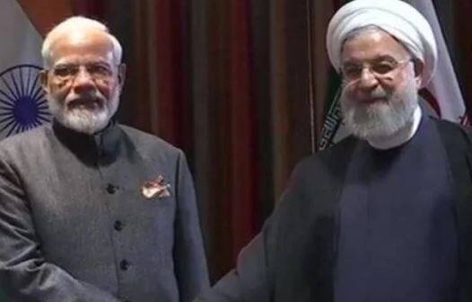 PM Modi meets Iran President Hassan Rouhani in New York ન્યૂયોર્કઃ ઇરાનના રાષ્ટ્રપતિ હસન રૂહાનીને મળ્યા વડાપ્રધાન મોદી