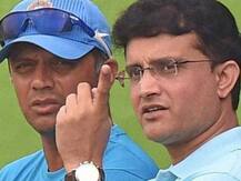 પાક પીએમ ઇમરાન ખાન પર વિફર્યો ગાંગુલી, ટ્વીટ કરીને કહ્યું- તુ એ નથી જેને........