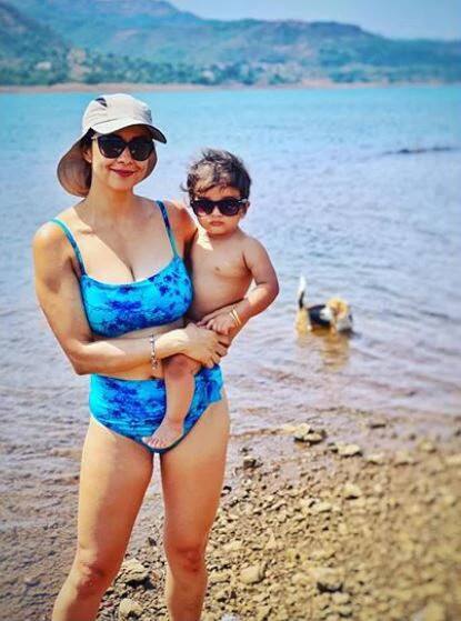 બીજાએ લખ્યું તમારી ઉંમર ત્યારથી વધી નથી કે શું