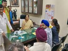 PMC બેન્ક કૌભાંડના પીડિતોએ નાણાંમંત્રીને ઘેર્યા. સીતારમણે કહ્યું - આ મામલે સરકાર યોગ્ય પગલા ભરશે