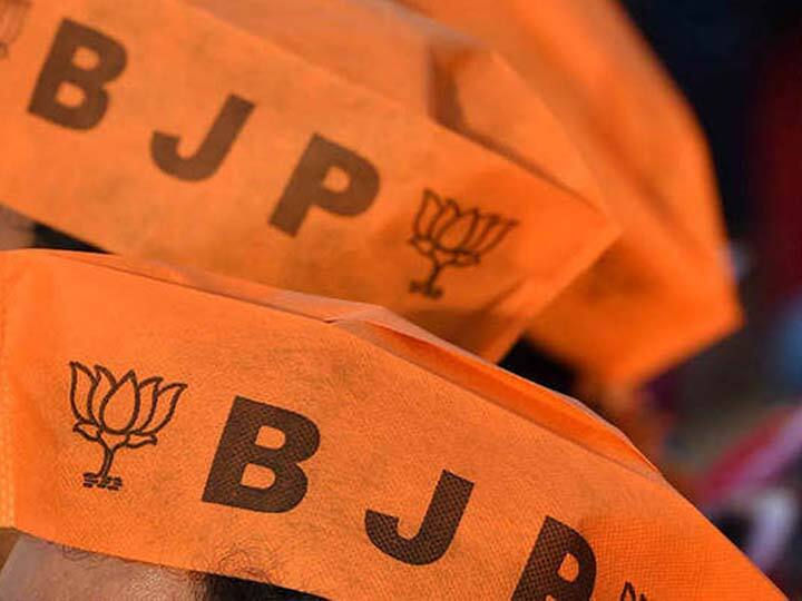 MLA Shashikant Pandya sentenced to 3 months in Deesa ડીસાની કોર્ટે ગુજરાત ભાજપના કયા ધારાસભ્યને સજા અને 500 રૂપિયાનો દંડ ફટકાર્યો? જાણો વિગત