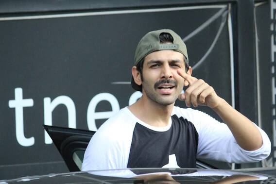  હાલ આ બન્ને એકસાથે વર્કઆઉટ કરવા લાગ્યા છે. આ દરમિયાન બન્ને વચ્ચે સારી એવી બોન્ડિંગ જોવા મળી રહી છે. 