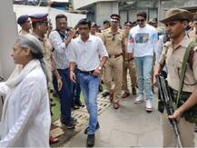 મહારાષ્ટ્ર વિધાનસભા ચૂંટણીઃ મુંબઈમાં વોટિંગ માટે ફિલ્મી સિતારાઓ ઉમટી પડ્યા, જુઓ તસવીરો