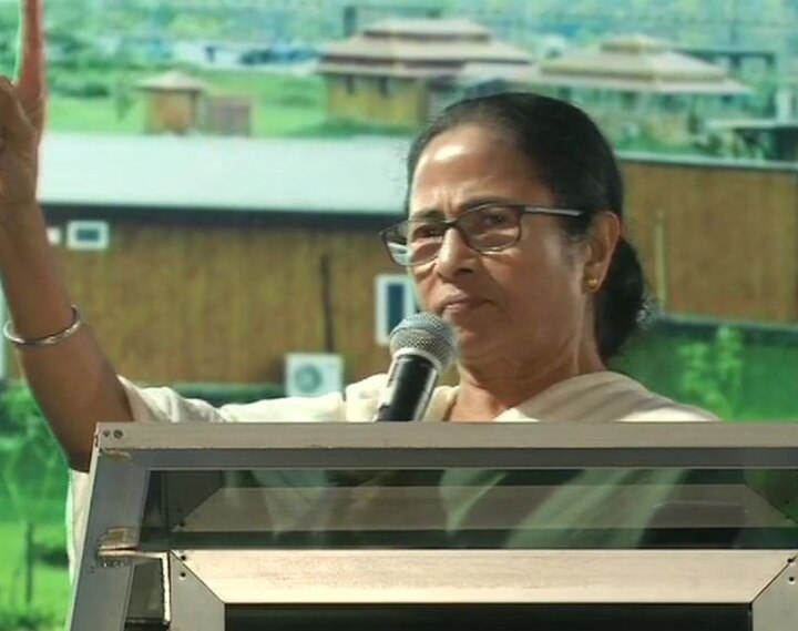 west bengal cm mamata banerjee says nrc will destroy peace in bengal NRC લાગૂ થશે તો પશ્ચિમ બંગાળની શાંતિ વ્યવસ્થા પ્રભાવિત થશે : CM મમતા બેનર્જી