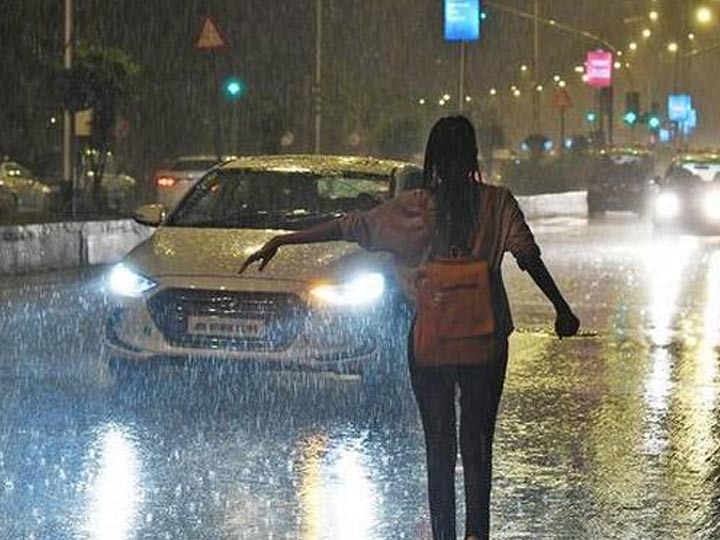 Heavy rainfall start in Mumbai at last night રાત્રે મુંબઈમાં ધોધમાર વરસાદ ખાબક્યો, હવામાન વિભાગે વરસાદને લઈને કરી મોટી આગાહી? જાણો વિગત