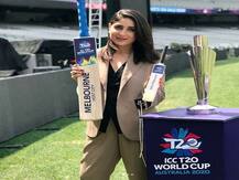 કરીના કપૂરે મેલબર્નમાં T20 વર્લ્ડ કપ ટ્રૉફીનું કર્યું અનાવરણ, તસવીરો આવી સામે