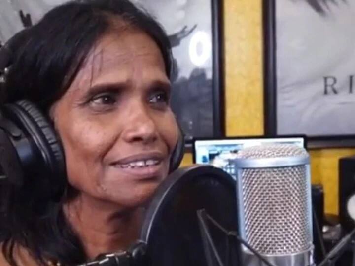 twitter users trolled to ranu mondal misbehave with fans રાતોરાત સ્ટાર બનેલી રાનૂ મંડલ પર ફેન્સ કેમ એકાએક ભડક્યા ને પછી ટ્વીટર પર તતડાવી નાંખી, જાણો વિગતે