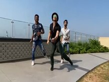 ફિલ્મ WAR ના ગીત પર ટાઈગર શ્રોફે કર્યો જોરદાર ડાન્સ, વીડિયો થયો વાયરલ