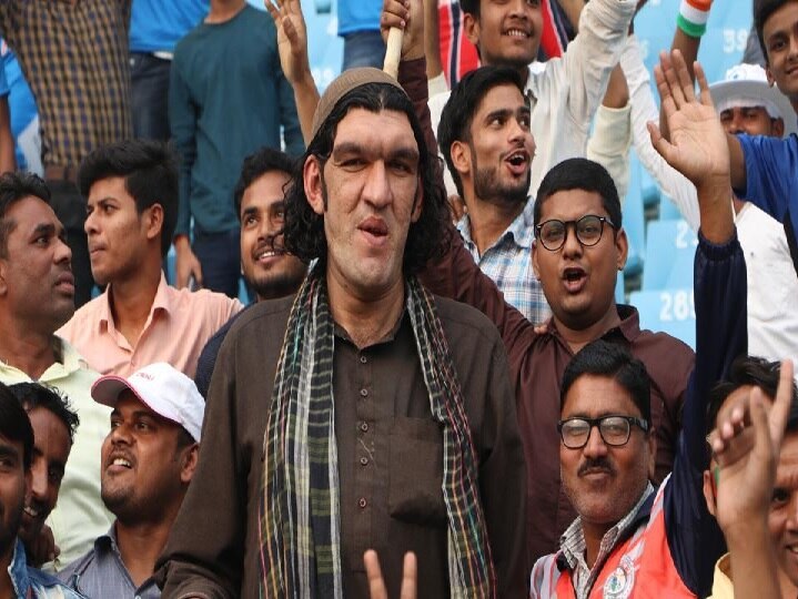 Lucknow Afghan cricket fan struggles to find place to stay in hotel લખનઉમાં અફઘાનિસ્તાનના ક્રિકેટ ફેન માટે હાઇટ બની મુસીબત, લેવી પડી પોલીસની મદદ, જાણો વિગત