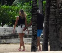 49 વર્ષ નાની છોકરીના પ્રેમમાં પડ્યો આ ખેલાડી, કેન્યાની હૉટલમાં બન્નેની મસ્તી કરતી તસવીરો વાયરલ