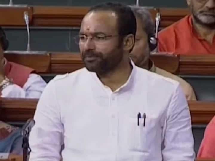 જમ્મુ કાશ્મીરમાંથી આર્ટિકલ 370 હટાવ્યા બાદ થયેલા પથ્થરમારાની ઘટના મામલે 765 લોકોની થઈ ધરપકડ 765 people were arrested for stone pelting after removal of article 370 government in jammu kashmir જમ્મુ કાશ્મીરમાંથી આર્ટિકલ 370 હટાવ્યા બાદ થયેલા પથ્થરમારાની ઘટના મામલે 765 લોકોની થઈ ધરપકડ