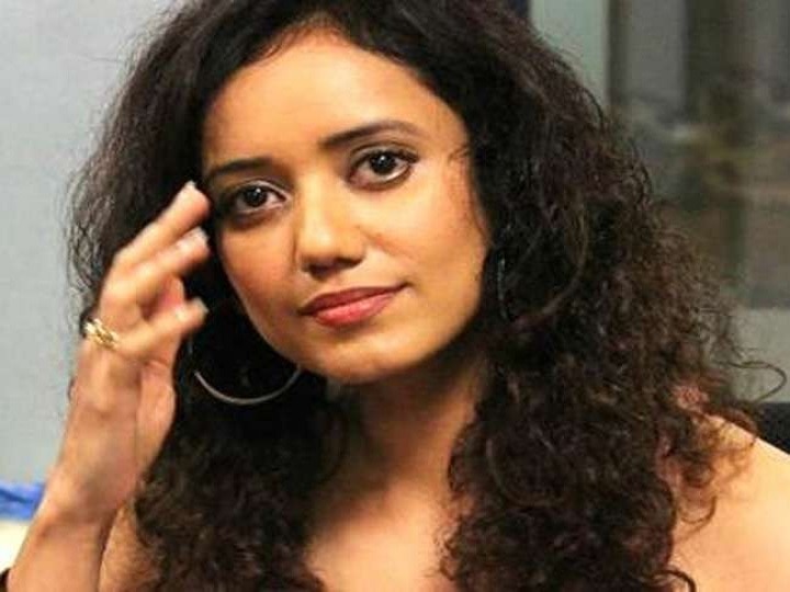 actress shreya narayan tweets on maharastra government મહારાષ્ટ્રમાં સરકાર ન બનતા ભડકી આ એક્ટ્રેસ, ગણાવ્યું નાટક
