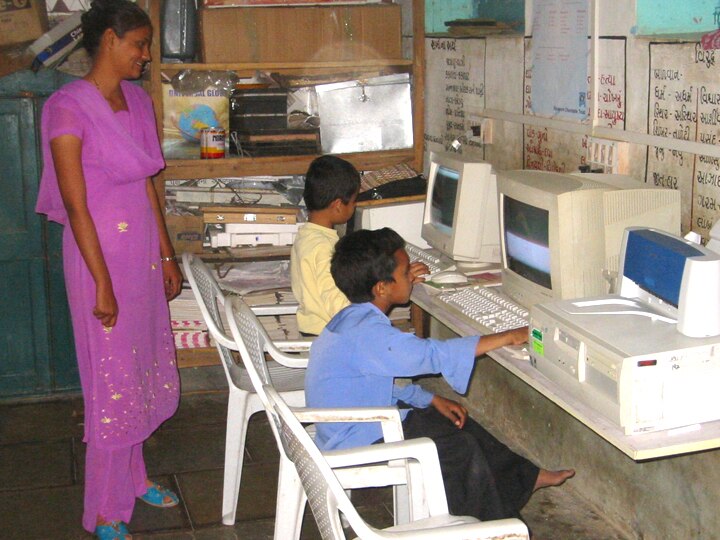 One computer teacher per 6 classes will be recruited in the Gujart government high schools ગુજરાતની સરકારી હાઈસ્કુલોમાં ભરતી માટે શિક્ષણ વિભાગે કયા નવા નિયમો જાહેર કર્યાં? જાણો વિગત