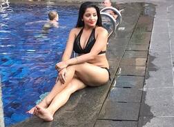 એક્ટ્રેસ મોનાલીસાનો બિકિનીમાં જોવા મળ્યો બોલ્ડ અંદાજ, હોટ તસવીરો વાયરલ