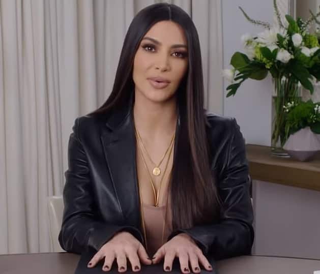 આ હોટ એક્ટ્રેસે કર્યો મોટો ખુલાસો, કહ્યું- વધારે સેક્સી હોવું પડી શકે છે ભારે, બાળકોની સામે હું...... kim kardashian reveals her husabnd tells sometimes it drags into problem to be more bold આ હોટ એક્ટ્રેસે કર્યો મોટો ખુલાસો, કહ્યું- વધારે સેક્સી હોવું પડી શકે છે ભારે, બાળકોની સામે હું......