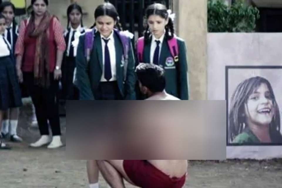 સ્કૂલ ગર્લનું સ્કર્ટ ખેંચતો જોવા મળ્યો પહેલવાન, બોલિવૂડના આ સ્ટાર એક્ટરની ફિલ્મ પર ભડક્યા લોકો
