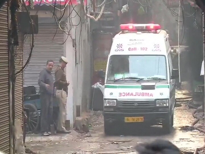 Delhi Fire broke out at a house in Anaj Mandi many died દિલ્હીના ફિલ્મિસ્તાન વિસ્તારના અનાજ માર્કેટમાં ભીષણ આગમાં 43 લોકોનાં મોત