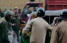 દિલ્હી આગઃ સાંકડી ગલીઓ, ગીચ બિલ્ડિંગ, જુઓ તાંડવની તસવીરો