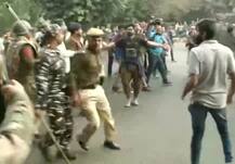 ફી વધારાને લઈને JNUના વિદ્યાર્થીઓની રાષ્ટ્રપતિ ભવન સુધી રેલી, પોલીસે લાઠીચાર્જ કર્યો