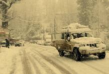 હિમાચલ પ્રદેશના પહાડી વિસ્તારમાં બરફવર્ષા, મનાલીમાં સીઝનનો પ્રથમ સ્નોફોલ