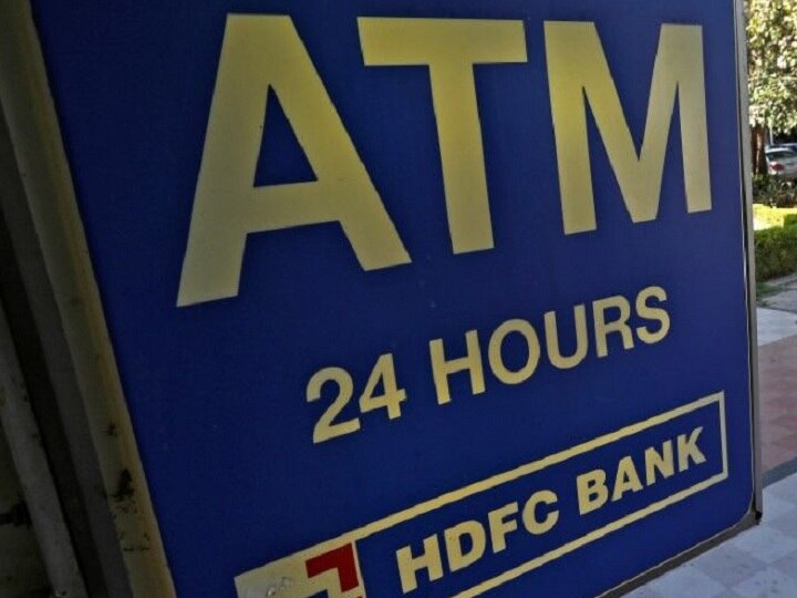 ATM Security guards bravely faced to thief in bhujodi of Bhuj ભુજ: સુરક્ષા ગાર્ડની બહાદુરી, ભુજોડીમાં ATM પર ચોરી કરવા આવેલા તસ્કરોને ભગાડ્યા