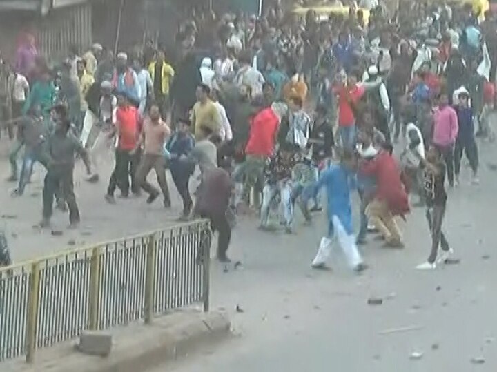 CAA Protest in Ahmedabad : Union home ministry demand report of Gujarat protest  CAA Protest : ગુજરાતની કાયદો વ્યવસ્થાની સ્થિતિ મામલે કેન્દ્રિય ગૃહ મંત્રાલયે માગ્યો રિપોર્ટ