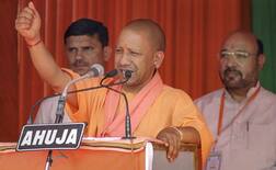 CAA મામલે યોગી સરકાર પર ભડકી બૉલીવુડની આ હૉટ એક્ટ્રેસ, બોલી- પોલીસ જ તોફાનો કરાવી રહી છે.......