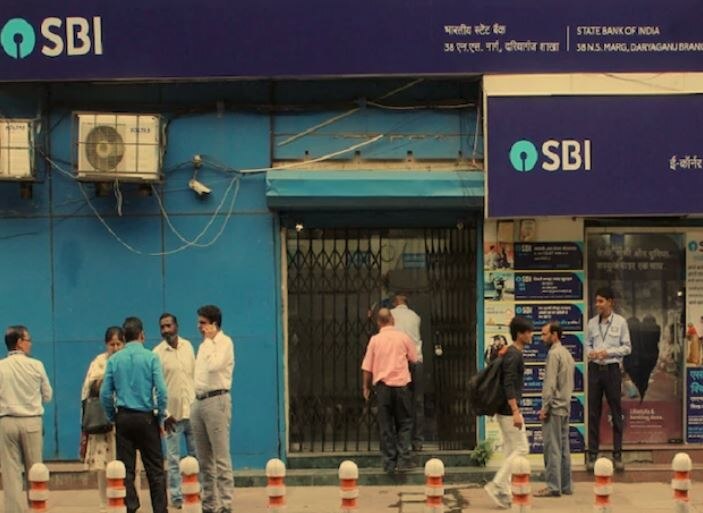 SBI bank new rules one time password for cash withdrawal from atm SBI ગ્રાહકો માટે જાન્યુઆરીથી બદલશે ATMમાંથી રોકડ ઉપાડની સિસ્ટમ, જાણો વિગતે