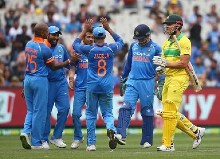 રાજકોટમાં ભારત-ઓસ્ટ્રેલિયા વન ડેની ટિકિટનું ક્યારે શરૂ થશે બુકિંગ ? કેટલો છે ટિકિટનો ભાવ, જાણો વિગતે India vs Australia Know about ticket price and when online booking start for Rajkot ODi રાજકોટમાં ભારત-ઓસ્ટ્રેલિયા વન ડેની ટિકિટનું ક્યારે શરૂ થશે બુકિંગ ? કેટલો છે ટિકિટનો ભાવ, જાણો વિગતે