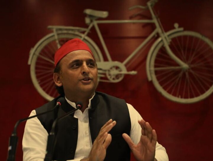 Akhilesh yadav is opposing npr says no sp worker will fill form અખિલેશ યાદવે કર્યો NPRનો વિરોધ, કહ્યું- સમાજવાદી પાર્ટીનો કોઈ કાર્યકર્તા નહી ભરે ફોર્મ