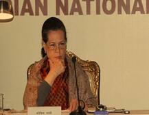 મહારાષ્ટ્ર: મંત્રીમંડળ વિસ્તરણથી કૉંગ્રેસનું એક જૂથ નારાજ, સોનિયા ગાંધી સાથે કરી શકે છે મુલાકાત-સૂત્ર