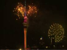 New Year 2020: ન્યૂઝીલેન્ડના લોકોએ આતશબાજી સાથે કર્યું નવા વર્ષનું સ્વાગત, જુઓ તસવીરો