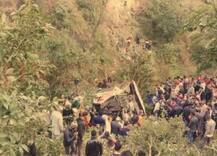 જમ્મુ કાશ્મીર: રાજોરીમાં બસ ખીણમાં ખાબકતા 7ના મોત, 15 ઈજાગ્રસ્ત