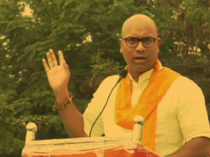  I will hang you upside down to a crane and shave your beard BJP Nizamabad MP to Asaduddin Owaisi BJP સાંસદની ઓવૈસીને ધમકી, કહ્યું- ‘ક્રેનથી ઉલટો લટકાવીને કાપી નાંખીશ તારી દાઢી’