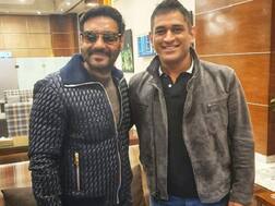 એમએસ ધોની સાથે અજય દેવગને કરી મુલાકાત, તસ્વીર શેર કરીને લખી આ વાત