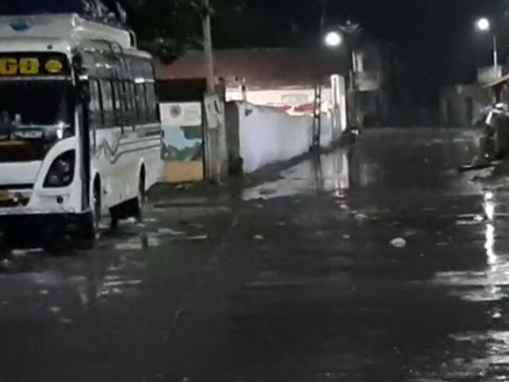 Unseasonable rain in Devbhumi Dwarka at Last Night મોડી રાત્રે દેવભૂમિ દ્વારકામાં કમોસમી વરસાદ, ખેડૂતોની ચિંતા વધી