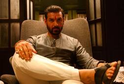 'મુંબઈ સાગા' ફિલ્મનો ફર્સ્ટ લુક રિલીઝ, ગેંગસ્ટરના રોલમાં જોવા મળ્યો જોન અબ્રાહમ