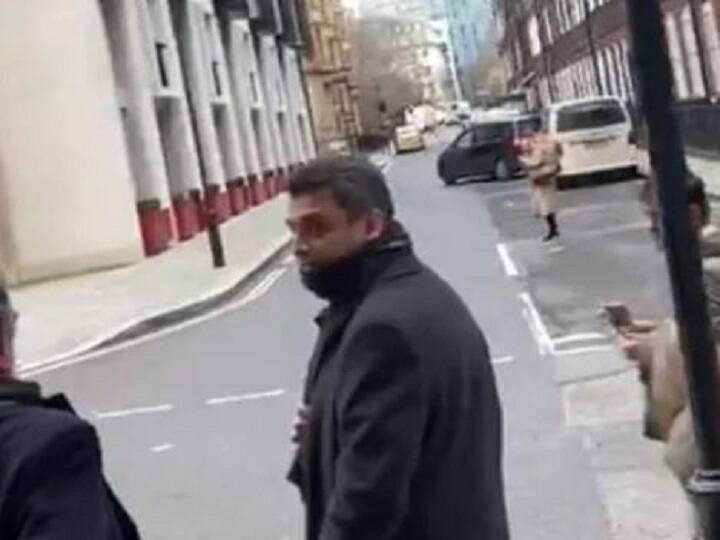 બુકી સંજીવ ચાવલાને ભારત પ્રત્યાર્પણ કરાશે. લંડનની કોર્ટે આપી મંજૂરી Alleged bookie Sanjeev Chawla loses UK appeal બુકી સંજીવ ચાવલાને ભારત પ્રત્યાર્પણ કરાશે. લંડનની કોર્ટે આપી મંજૂરી