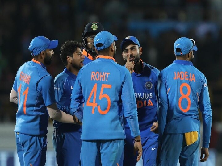 India vs Australia 3rd ODI Probable Playing 11 of team India INDvAUS: આજના નિર્ણાયક મુકાબલામાં આ 11 ખેલાડીઓ સાથે મેદાનમાં ઉતરી શકે છે ટીમ ઈન્ડિયા, કોહલીના માનીતા ખેલાડીનો થઈ શકે સમાવેશ