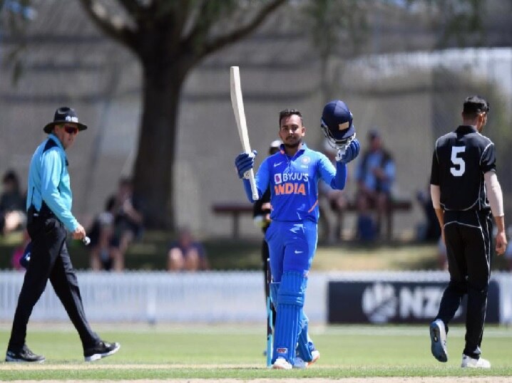 Prithvi Shaw plays 150 runs innings in just 100 balls against New Zealand A NZ A vs IND A: ન્યૂઝીલેન્ડ પહોંચતાં જ પૃથ્વી શૉએ મચાવી ધમાલ, રમી 150 રનની તોફાની ઈનિંગ