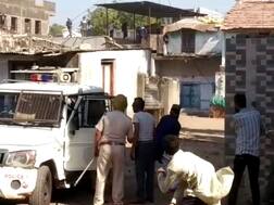 ખંભાતમાં બે જૂથ વચ્ચે હિંસક અથડામણ, પોલીસ ફાયરિંગમાં એકનું મોત