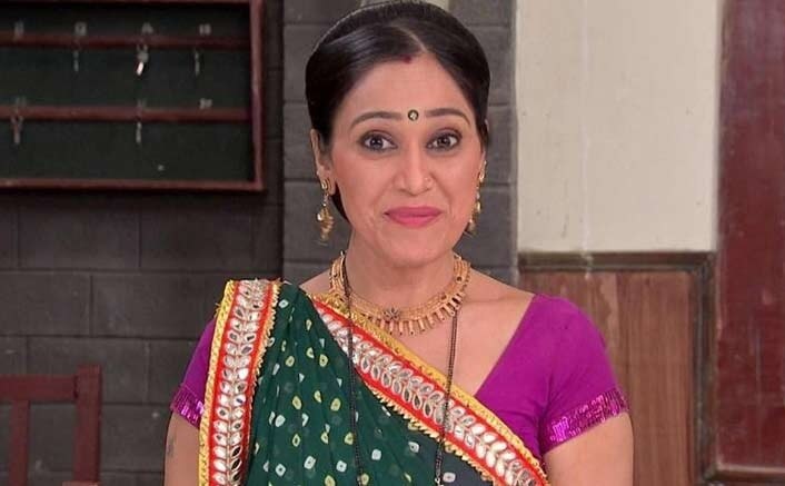 disha vakani comeback taarak mehta ka ooltah chashmah daya ben in function with her baby girl દીકરી સાથે દયાબેનની તસવીરો આવી સામે, ‘તારક મેહતા....’માં પાછા ફરવાની ચર્ચા