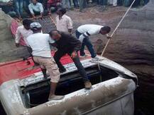 નાસિક: મુસાફરો ભરેલી આખી બસ કુવામાં ખાબકતાં 25નાં મોત, તસવીરો જોઈને હચમચી જશો