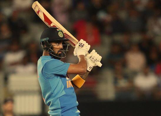 kl rahul completed 4000 runs in t20 કેએલ રાહુલે વિરાટ કોહલીને પાછળ છોડી ટી20 માં પૂરા કર્યા 4000 રન